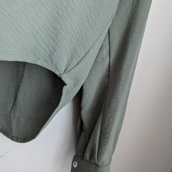 Evereve Textured Popover Shirt - Picture 6 of 7